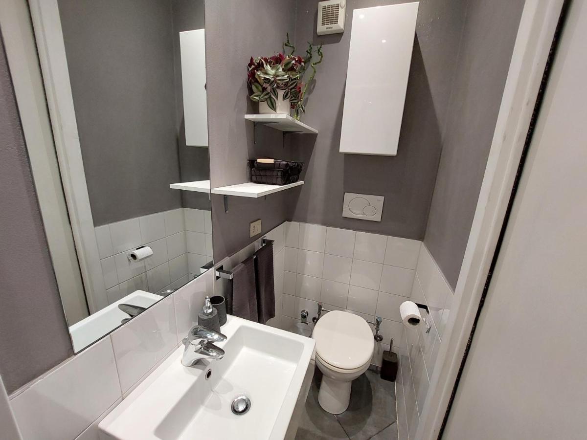Garibaldi Station - L' Isola Che C'E Apartment - 12 Mins To Rho Fiera Milano מראה חיצוני תמונה